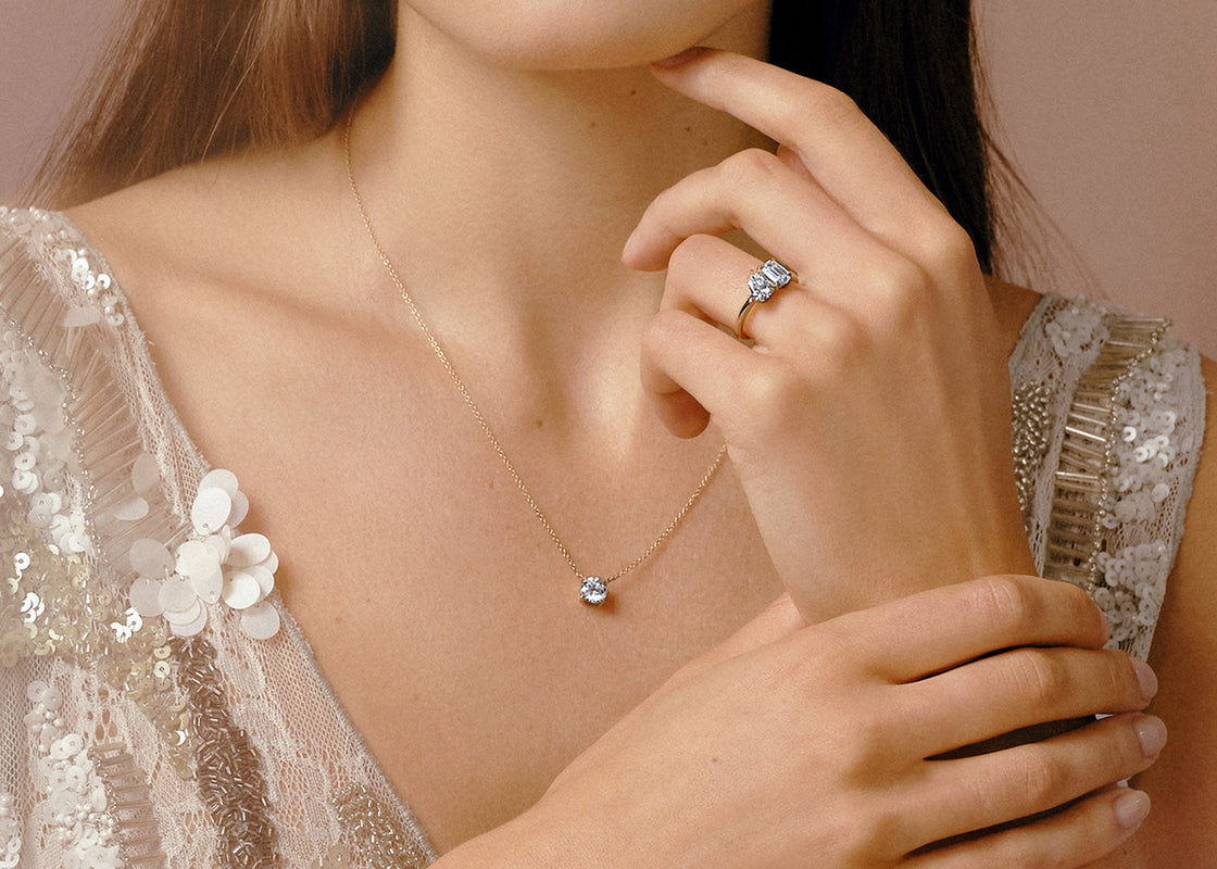 The Luna pendant