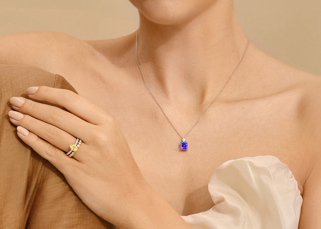 Tanzelle Pendant